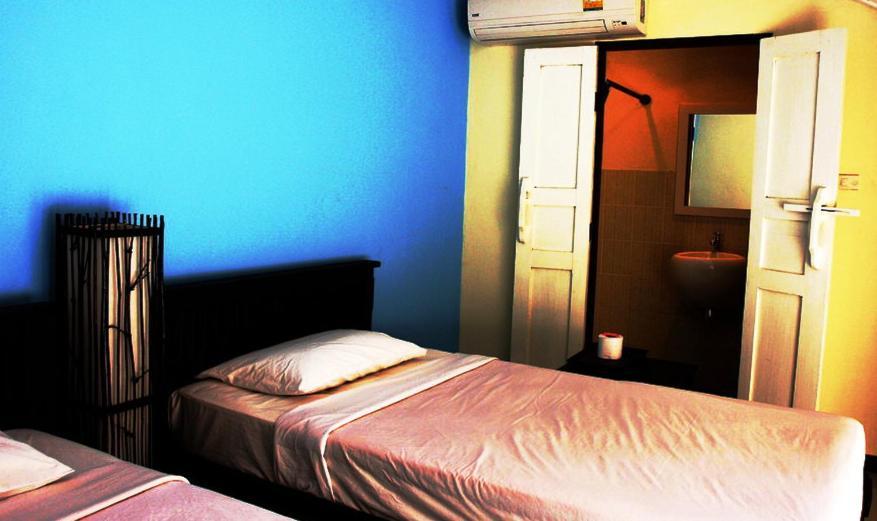 Smile House Guesthouse Чиангмай Номер фото